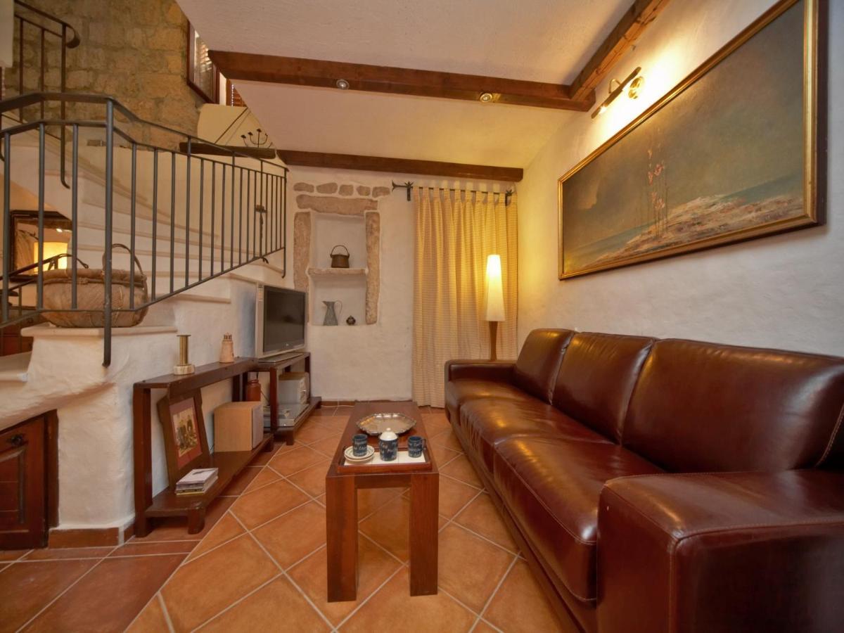 Srednji Radovčići Rilovic Houseヴィラ エクステリア 写真