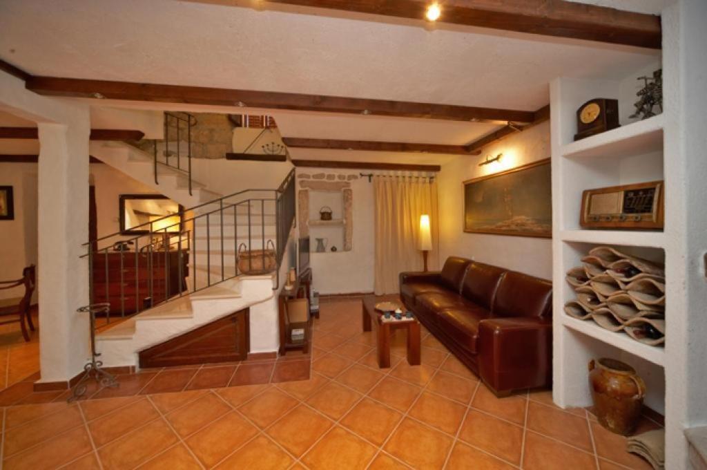 Srednji Radovčići Rilovic Houseヴィラ エクステリア 写真