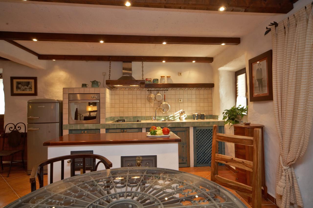 Srednji Radovčići Rilovic Houseヴィラ エクステリア 写真