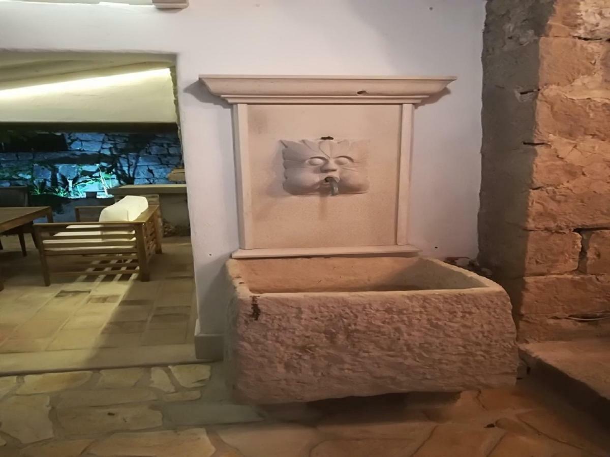 Srednji Radovčići Rilovic Houseヴィラ エクステリア 写真